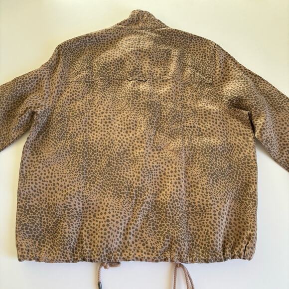 Rails Tennessee Tawny Spots Leopard Print
Bomber Brown Jacket Size Small NWT - Picture 9 of 11